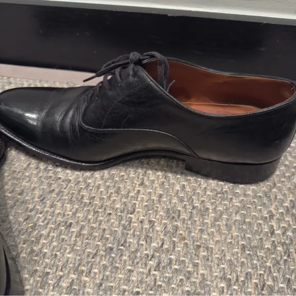 Kent Wang - Classic Black Leather Men's Dress Shoes Size 9.5