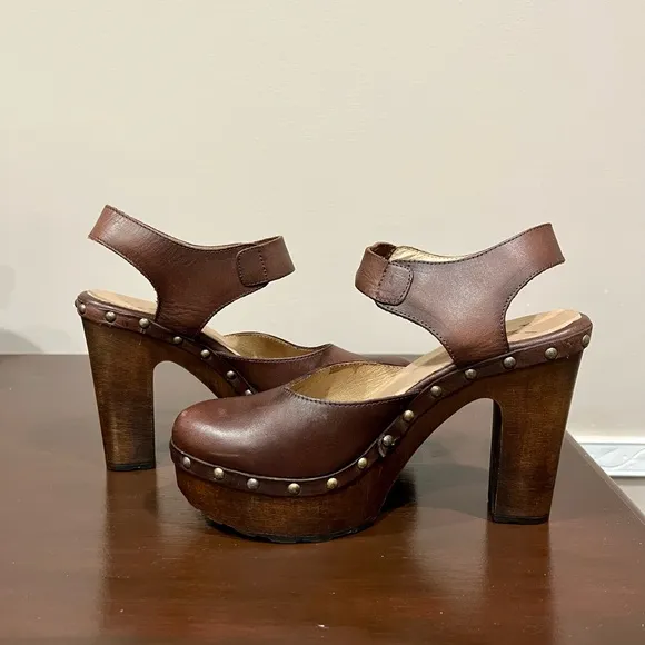 KMB Brown Platforms