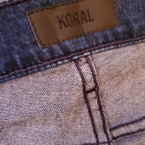 Koral Los Angeles Relaxed Classic Skinny Jeans