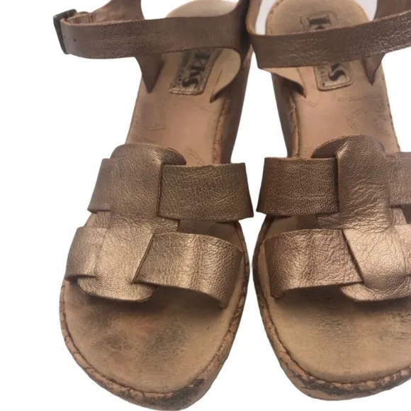 KORKS Golden Bonze Cork Platform Sandals Size 7