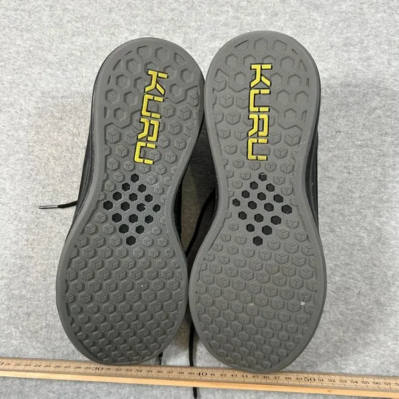 Kuru Atom Sneakers Men's 9.5 Wide Walking Running Athletic Support Heel Cushion