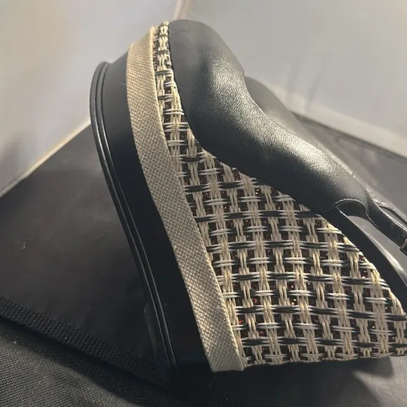 Ladies Loriblu platform wedge Sandals