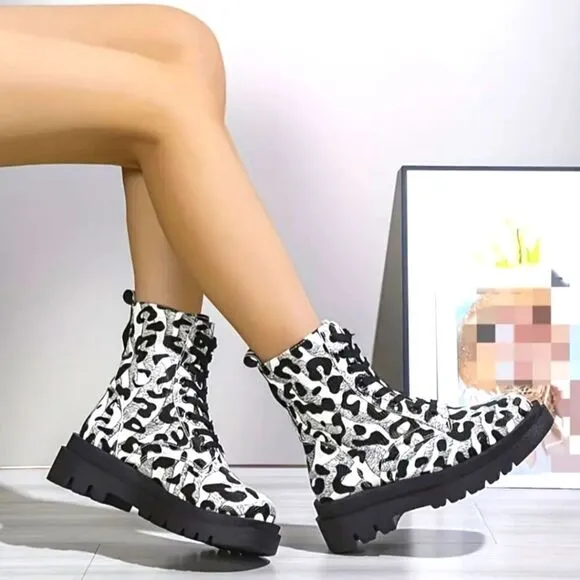 Ladies printed combat boots sz 8.5
