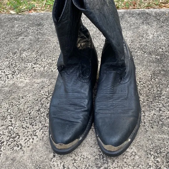 Laredo Men's Black with Silver Toe Classic Cowboy Boots| Western, Festival