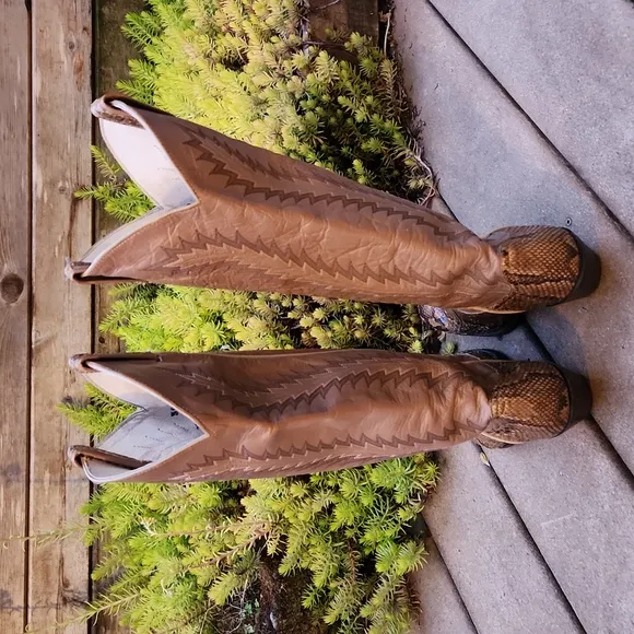 Larry Mahan's Vintage Western Cowboy Boots
