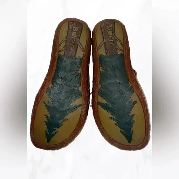 Like New Born Green Lace-up Suede Walking Shoes Sneakers | 6/6.5