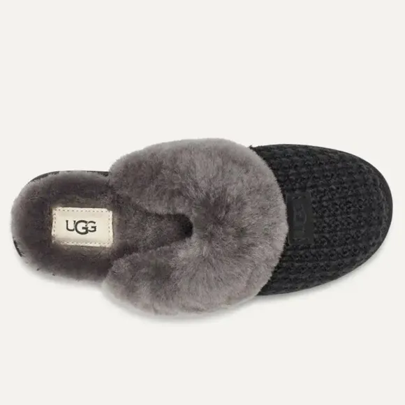 LIKE NEW UGG Cozy Knit Slippers!