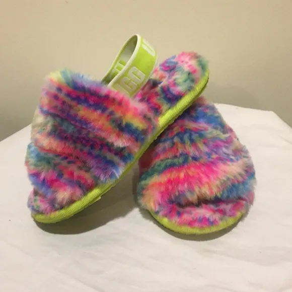 Like New! UGG Fluffy multi color Slippers/sandals elastic back strap kids size 9