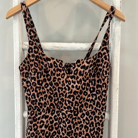 Likely nwt Constance Leopard Print classic Dress size 4