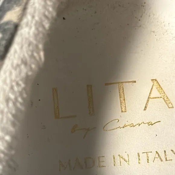 Lita by Ciara Platform sneakers:  (J111)