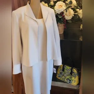 Louben off white size 10 dress suit NWT