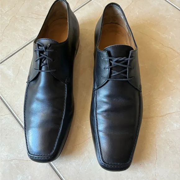Louis Vuitton Classic Black Leather Men's Shoes