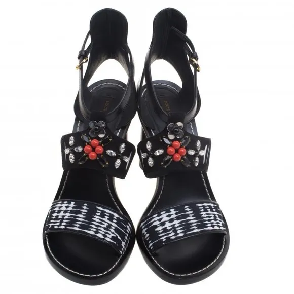 LOUIS VUITTON SANDAL 38.5  Black