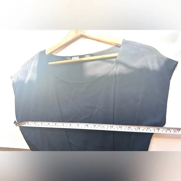 Love moschino blue dress size 6 ruffle classic elegant