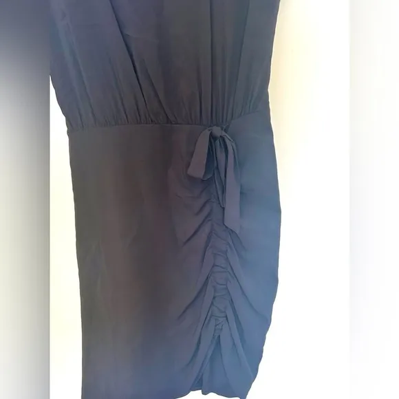 Love moschino blue dress size 6 ruffle classic elegant