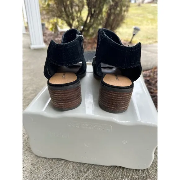 Lucky Brand Peep Toe Booties Perforated Suede Heeled Ankle Boots Size‎ 7.5