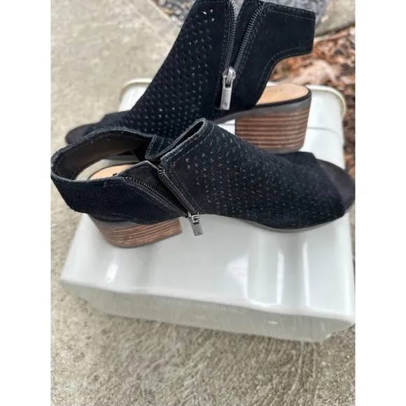 Lucky Brand Peep Toe Booties Perforated Suede Heeled Ankle Boots Size‎ 7.5