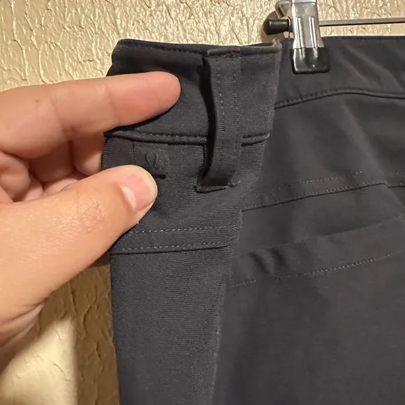Lululemon Men’s ABC Classic-Fit Pants Size 40