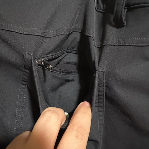 Lululemon Men’s ABC Classic-Fit Pants Size 40
