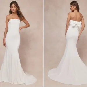 LULU's Bridal Wedding Chic Modern Sexy Minimalist Mermaid Trumpet Gown NWOT