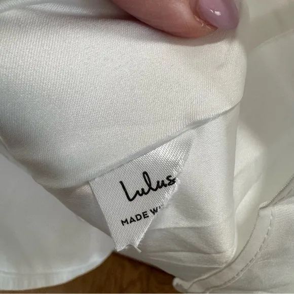 Lulus Modern Adoration NWOT size Medium White Satin Drop Waist Lace-Up Dress