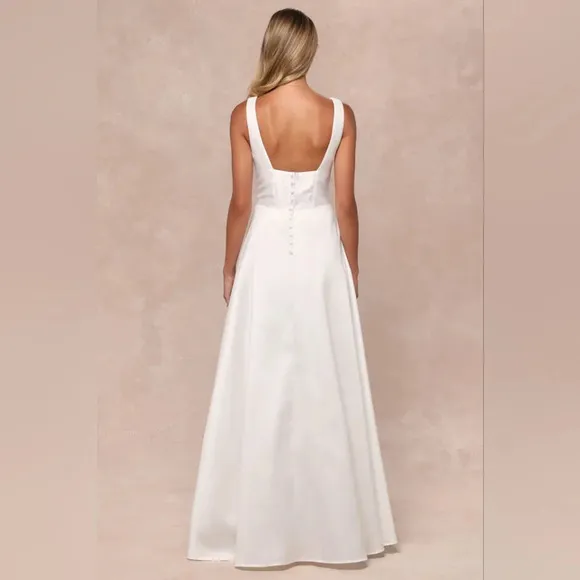 Lulus Modern Affection White Taffeta Pleated Sleeveless Maxi Dress Wedding