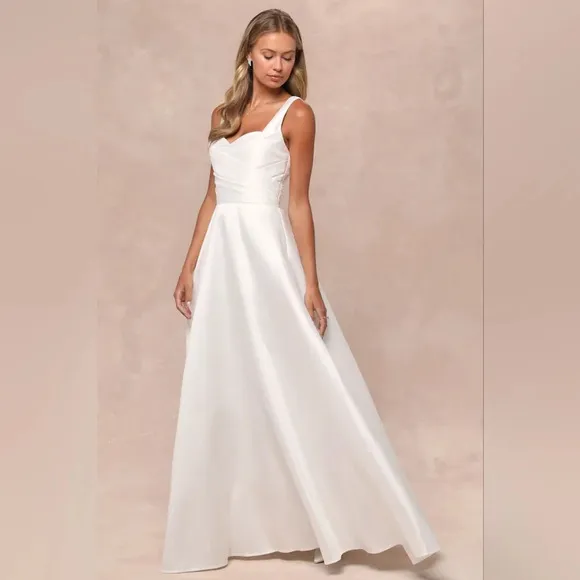 Lulus Modern Affection White Taffeta Pleated Sleeveless Maxi Dress Wedding
