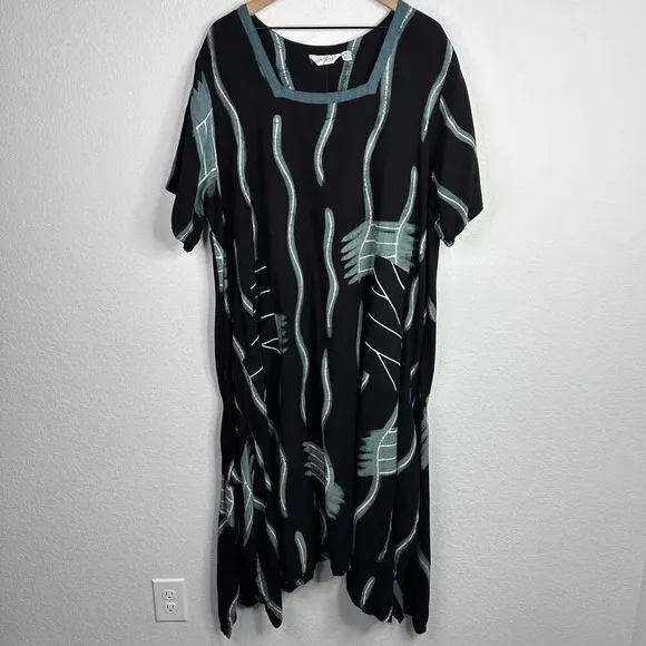 Lyng Dress‎ Women’s Size 3 Plus Size Wearable Art Kaftan Midi Swing Modern Boho