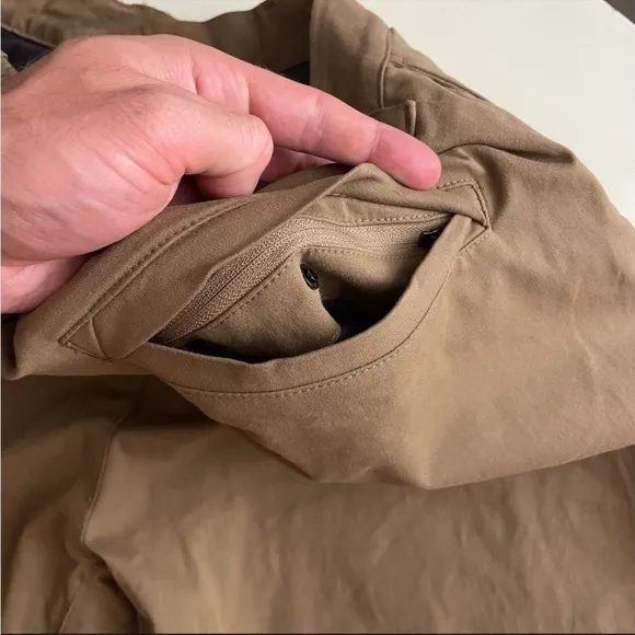 Mack Weldon Men’s Maverick Tech Chino Pant Sandstorm Brown 42x34 NWOT