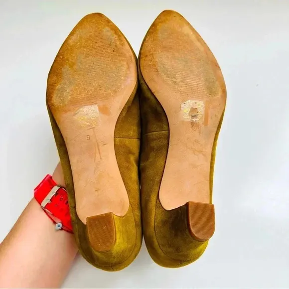 Madewell Suede The Etta Pump in Ochre Chartreuse