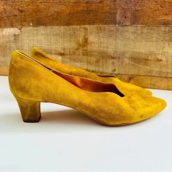 Madewell Suede The Etta Pump in Ochre Chartreuse