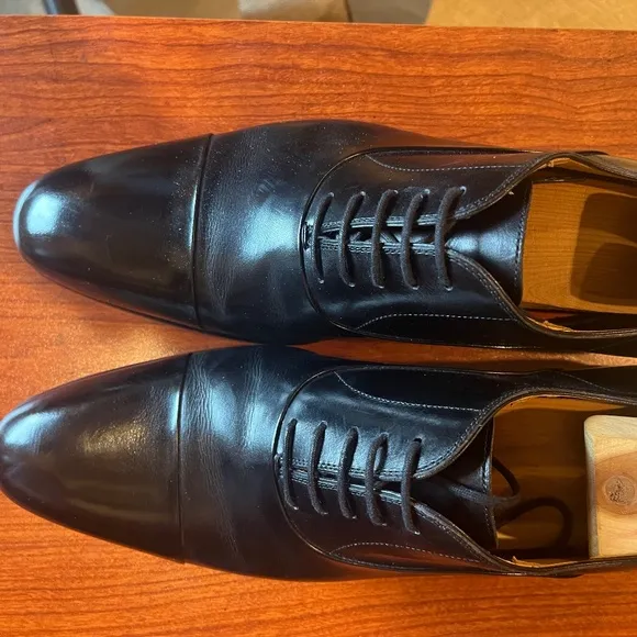 Magnanni  'Segovia&quot; black lace -up shoes size 9 1/2