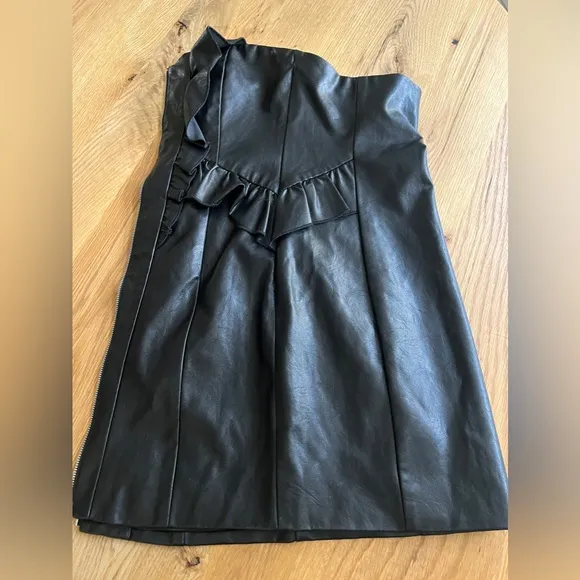MAJORELLE KYLIE FAUX LEATHER ZIP-UP DRESS, SIZE SMALL.