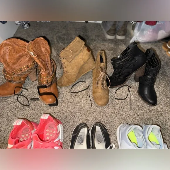 Many brands including Adidas NMD’s. Vans, Nike, Fergalicious,free people &amp; more