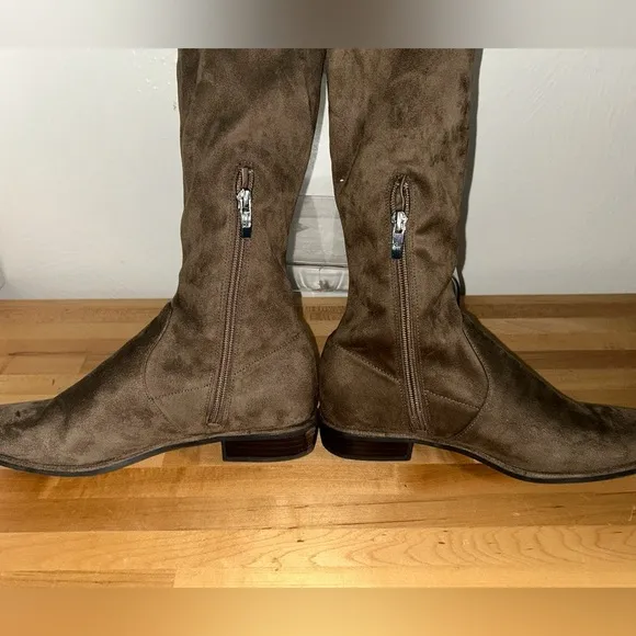 Marc Fisher Humor 2 Fabric Almond Toe Over Knee Fashion Boots Gray Brown Sz 6.5M