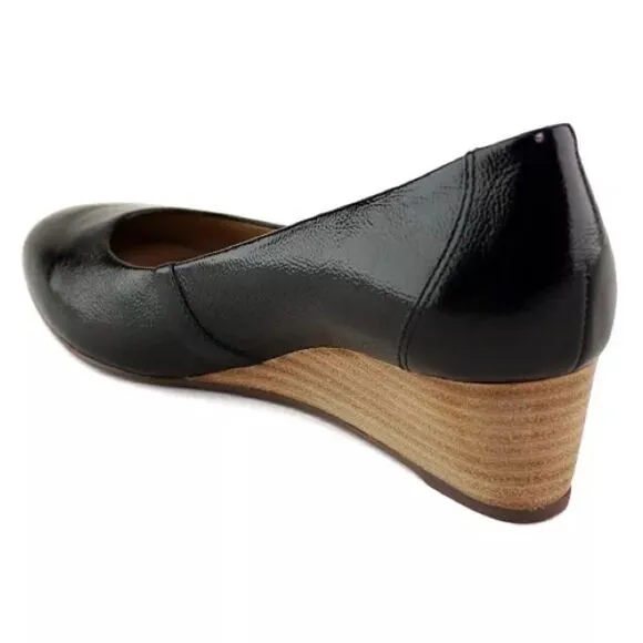 MARC JOSEPH NEW YORK Women's Prospect Round Toe Pump wedges slip on shoes so 10