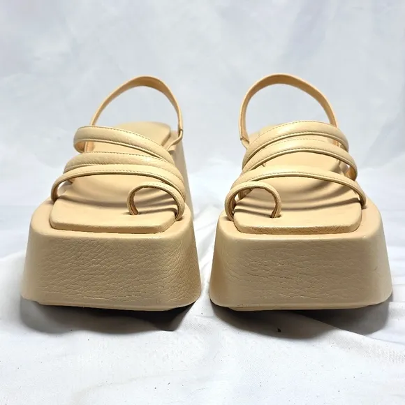 Marsell Square Toe Platform Pebbled Leather Sandals with Strappy Design 38.5
