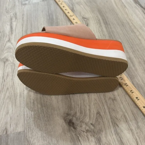 Matisse Femme platform wedgle  Orange and Cream size 9