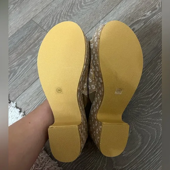 Matisse Terry Woman’s Platform Slide Sandals 👡