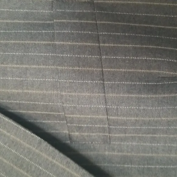 Men's 2 piece classic fit blazer and pleated pants