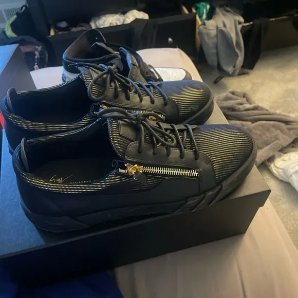 Men's Black Designer Sneakers