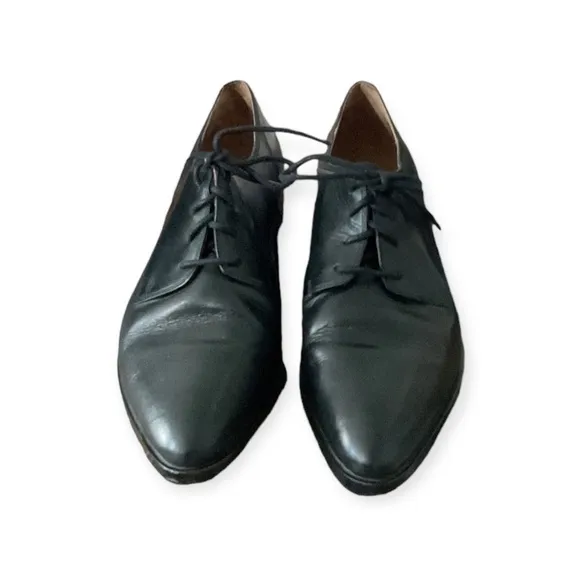 Men’s black, leather Frye dress shoes, size 11‎