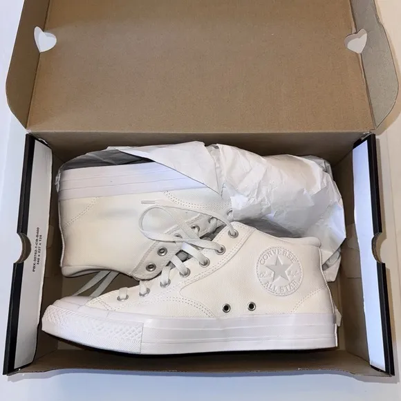 Mens Converse Chuck Taylor Mid *Vintage White* Shoes Sneakers 11 NIB Spring