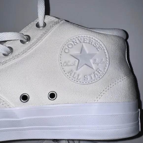 Mens Converse Chuck Taylor Mid *Vintage White* Shoes Sneakers 11 NIB Spring