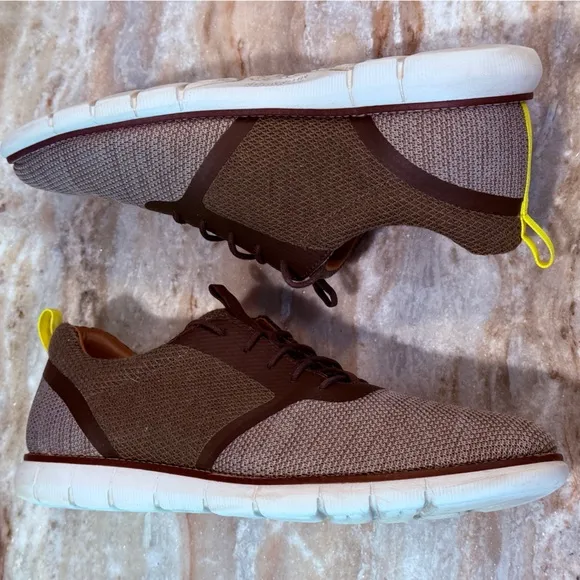 Men’s JOHNSTON &amp; MURPHY Holden Knit U-Throat shoes. Size 10.5