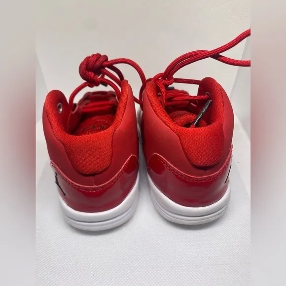 Men's Jordan Max Aura Shoes Sneakers Basketball Gym Red Size 8C CQ9451-600