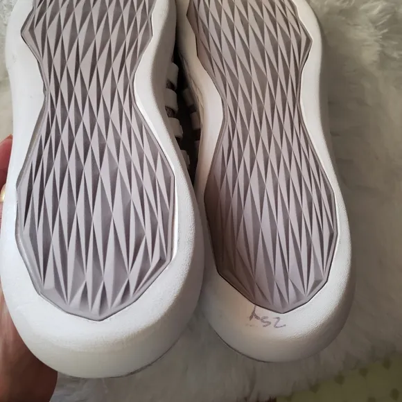 Men's K-swiss Gray sneakers Tennis Shoes size 14 Canvas Comfortable, Breathable