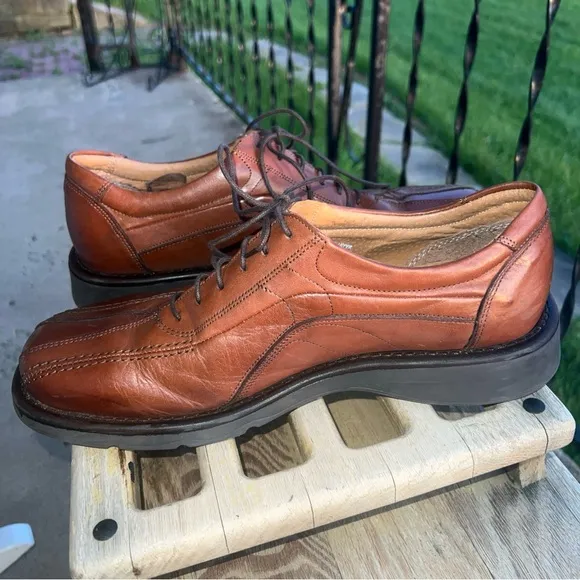 Men's KENNETH COLE REACTION men’s brown Leather Shoes made in Italy sz 11.5M