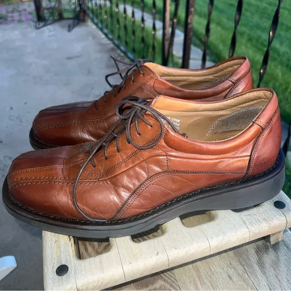 Men's KENNETH COLE REACTION men’s brown Leather Shoes made in Italy sz 11.5M