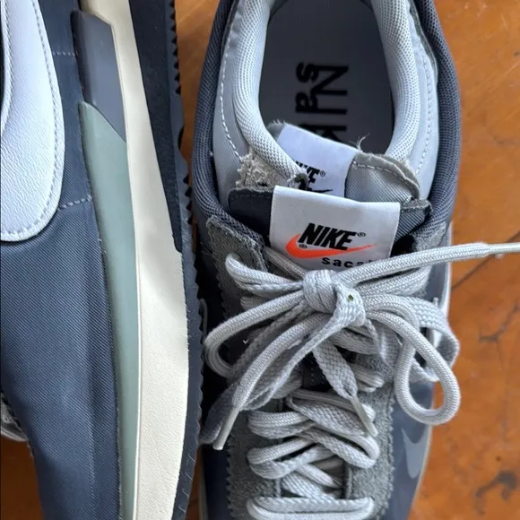 Men's Nike Gray and White Sneakers 9.5 worn inside once like new
